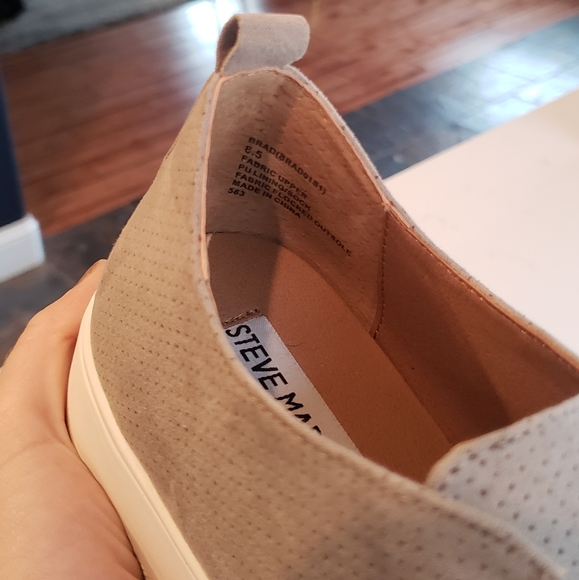 New in box π€ Steve Madden - Picture 6 of 7